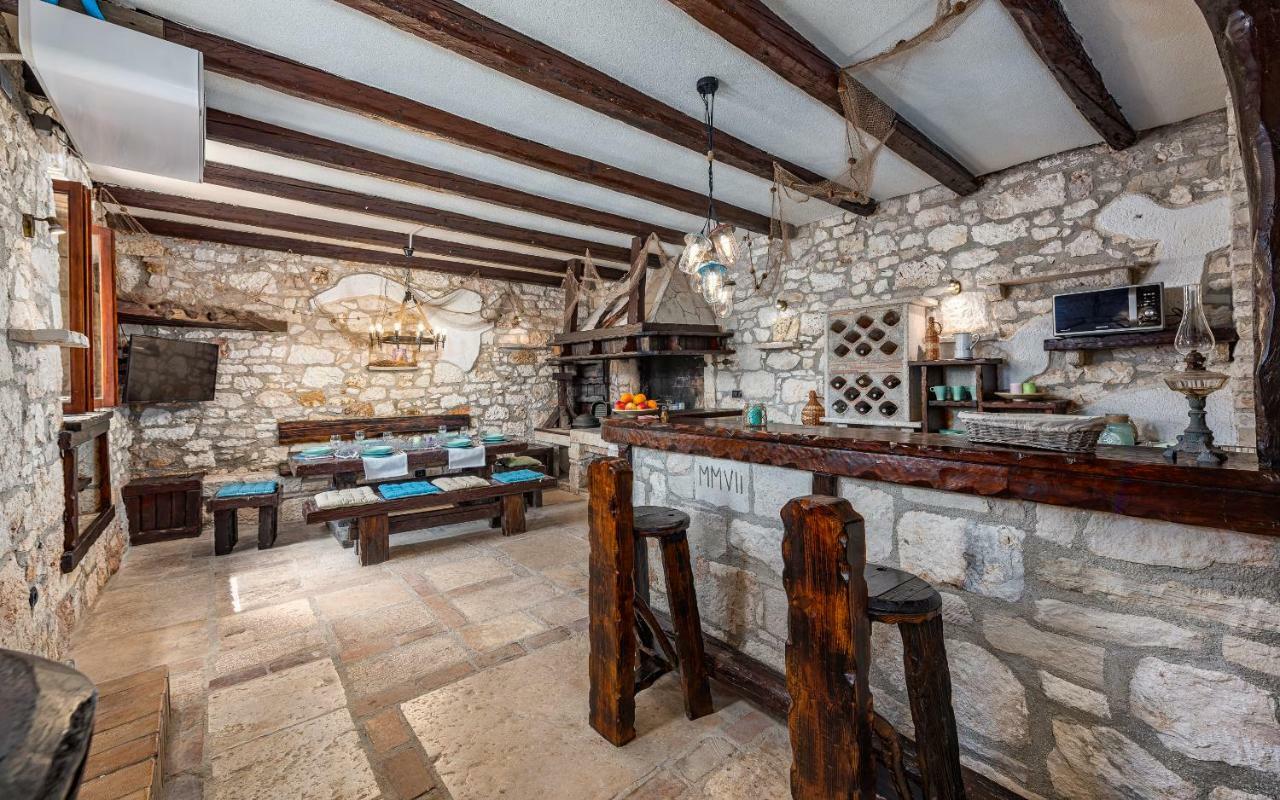 Casa Di Roccia Villa Marčana Eksteriør bilde